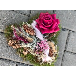 Grabschmuck mit Wachsrose ~ Moos-Herz Grabschmuck ~ In Gedanken