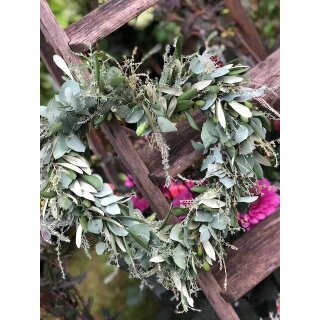 Herzkranz aus wilden Thymian, Euca und Olive ~ Türkranz natürlich & elegant ca 30 cm