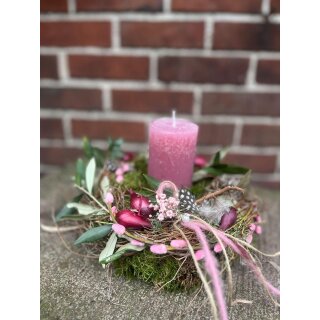 Tischkranz - Rosa Kerzengesteck - frischer Mooskranz mit Windlicht, Olive & Co und Natur Deko …