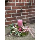 Tischkranz - Rosa Kerzengesteck - frischer Mooskranz mit Windlicht, Olive & Co und Natur Deko …