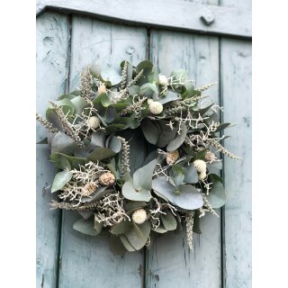 Edler Türkranz / Tischkranz ca. 25 cm ~ Weiß mit Eucalypthus