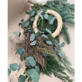 Kreativ Set Winterkranz nicht nadelnd- Bastelidee für Advent -Kranzzubehör edel-Eukalyptus, Nobilis,Arizonika,Euphorbie,Kiefer & Zypresse