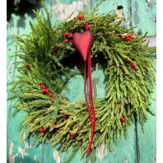 Cryptomeria Kranz mit Ilexbeeren  und zauberhaften Glasherz- Sicheltanne - ca38-40cm - Weihnachtsdeko- toller großer Türkranz in grün/rot